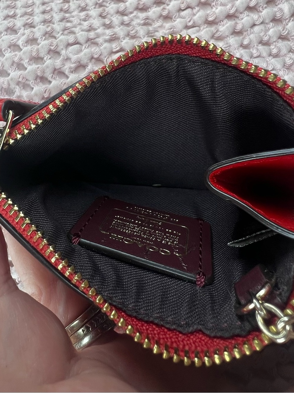 Coach x Selena Gomez Limited Edition Red Leather Key Card Holder - Picture 7 of 13